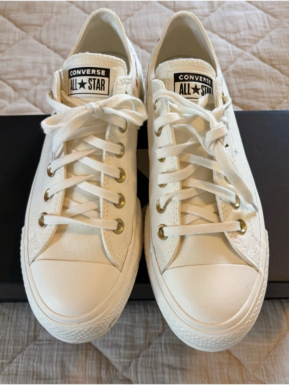 Chuck Taylor Cosmic Elevated Platform Low Top Sneakers 7.5 - Picture 2 of 6